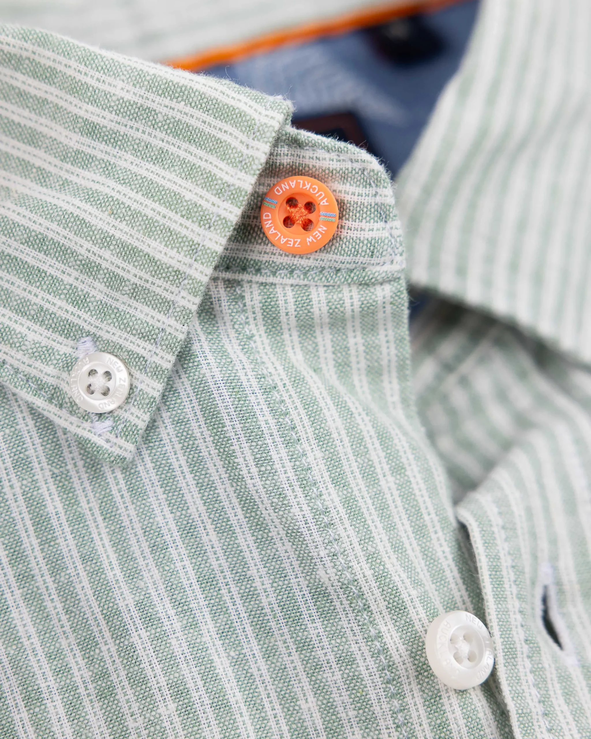 NZA New Zealand Auckland Lichtgroen gestreept linnen overhemd