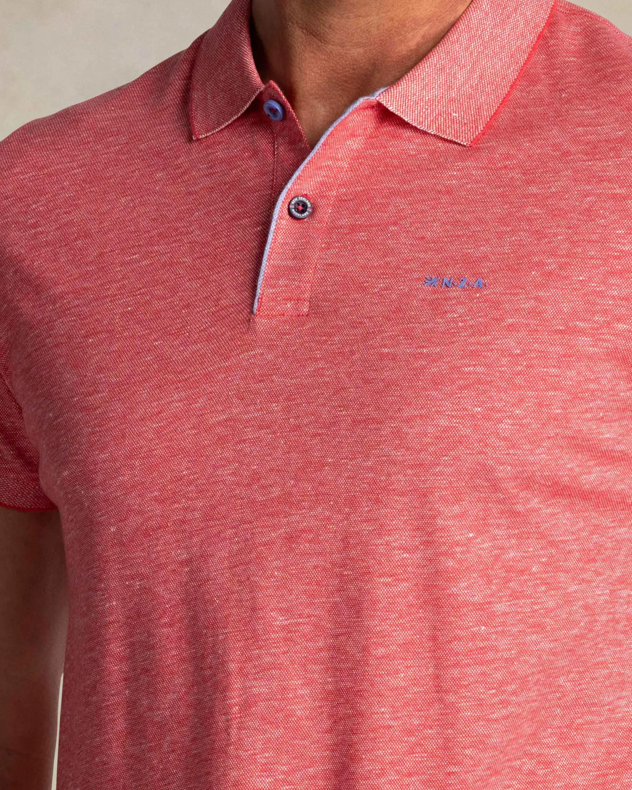 NZA New Zealand Auckland Rode effen polo met katoen en linnen