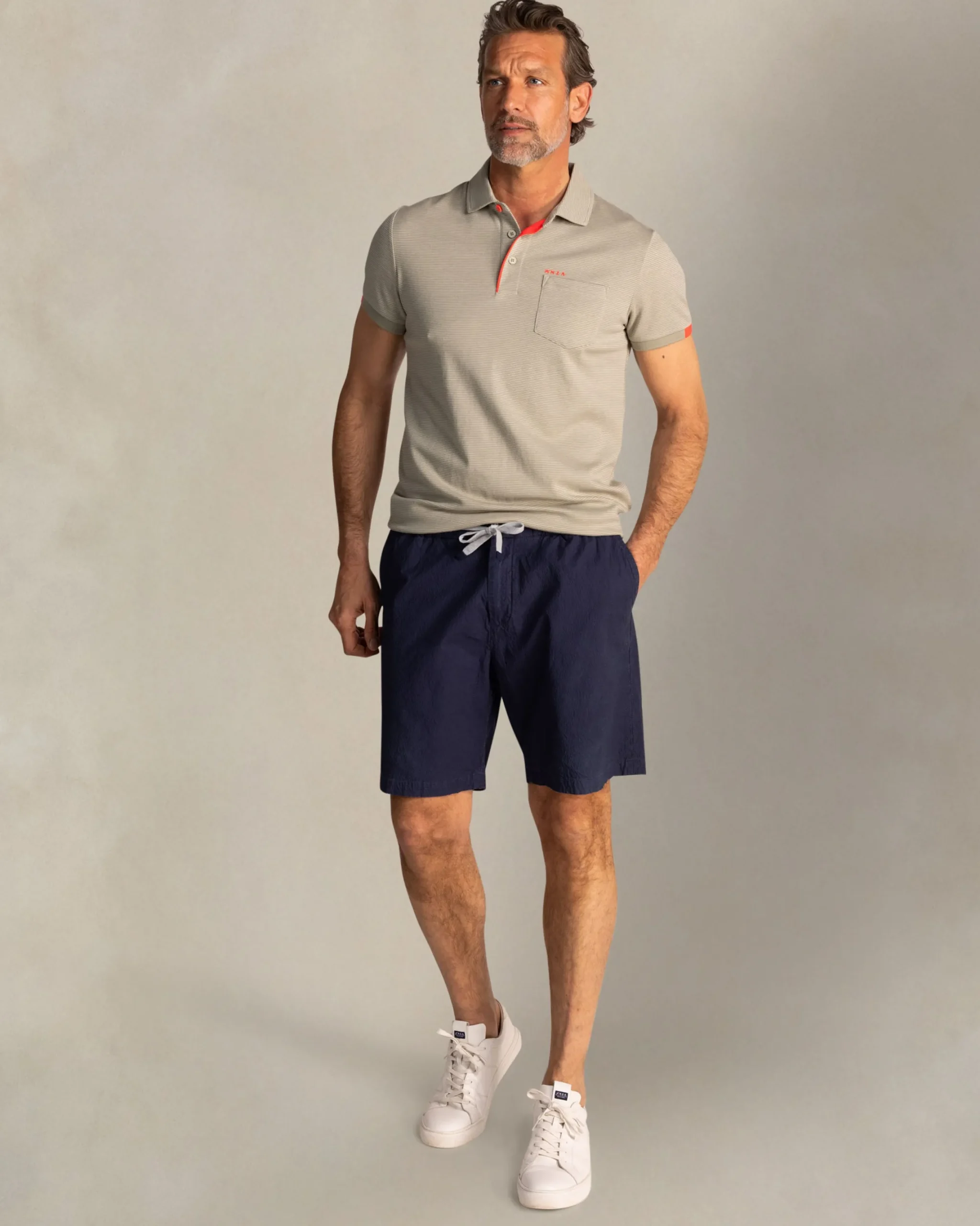 NZA New Zealand Auckland Taupe polo van katoen en gerecyclede polyester